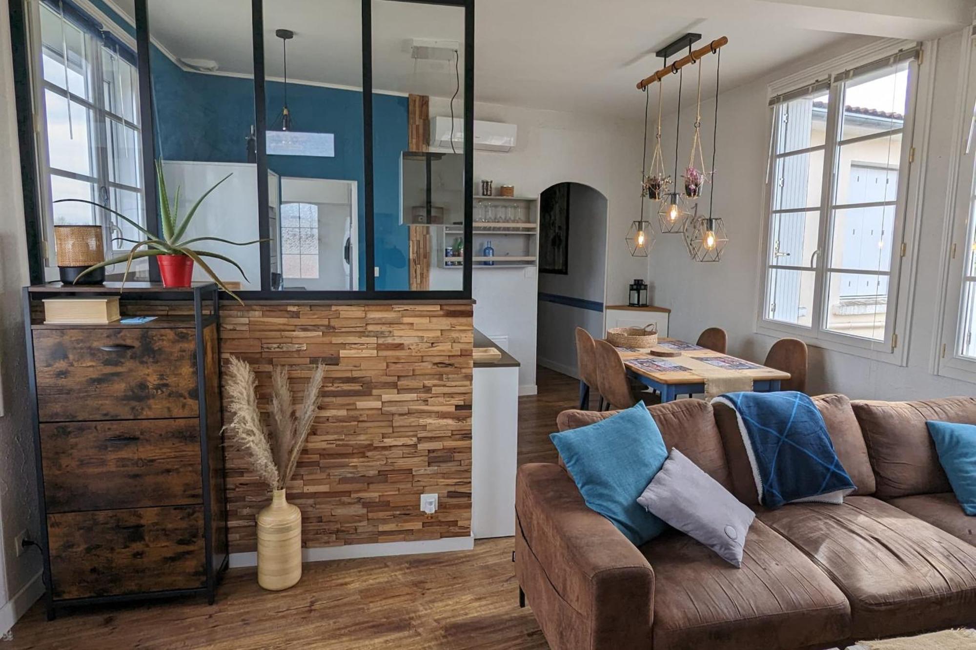Family Cocoon By The Sea Apartment